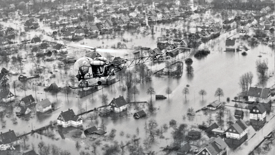 Hamburg 1962: Weite Teile der Stadt wurden von einer verheerenden Sturmflut überschwemmt, Foto: Bundeswehr